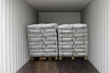 Transport of starch sacks in sea container